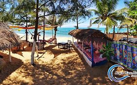 Beach Wave Hotel